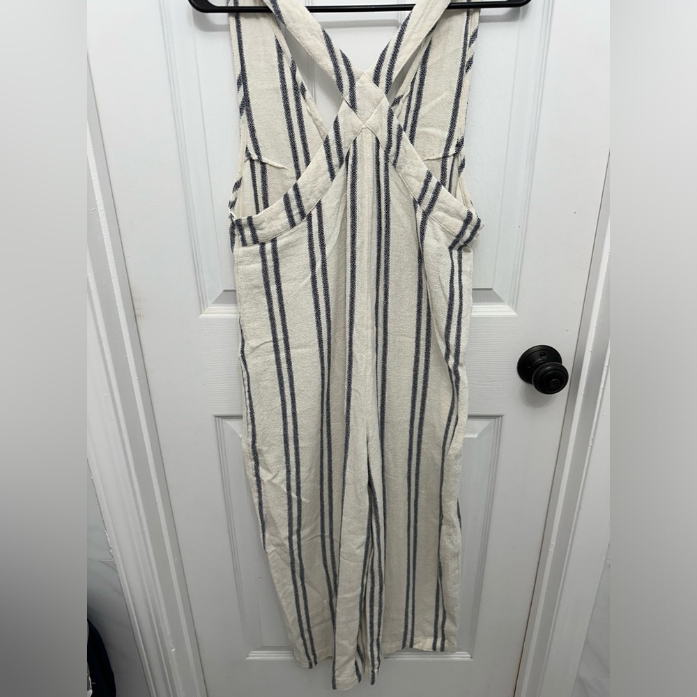 Jumpsuit - Picture 4 of 6